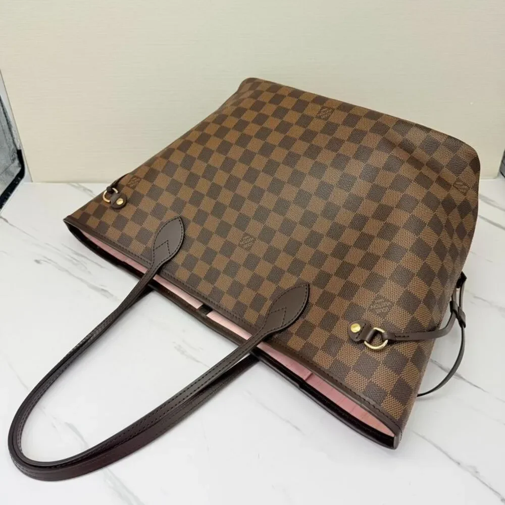 Louis Vuitton Women Pre-Loved Bag Very Good Condition